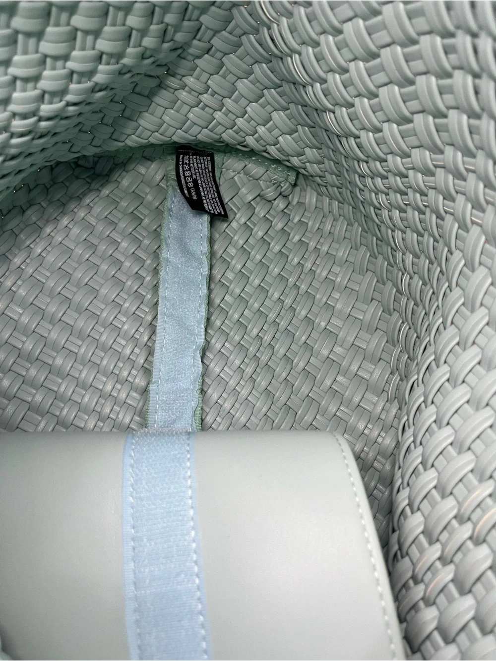 New! Rachel Zoe Woven Hobo Bag with Matching Pouch - Mint Green